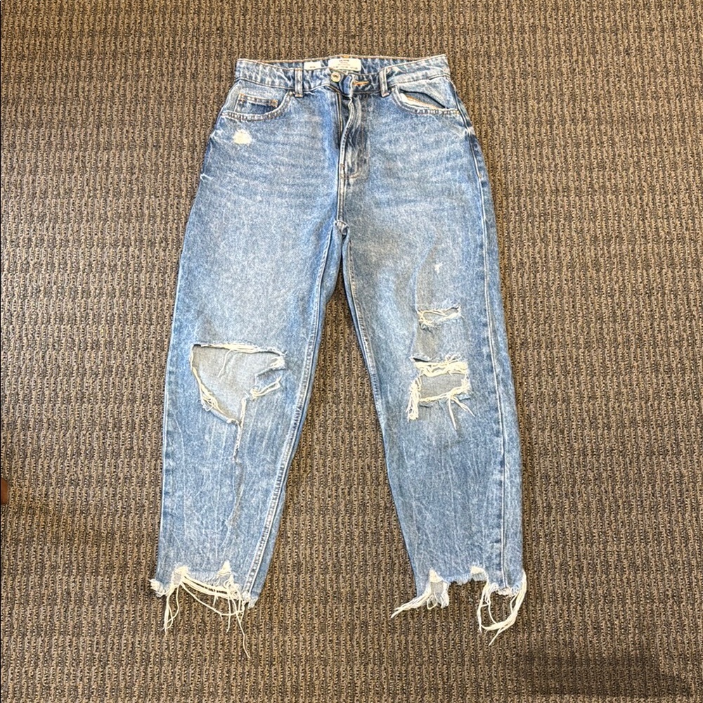Bershka Blue Ankle Cropped Jeans